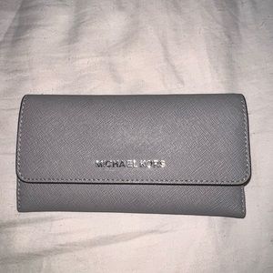 michael kors wallet